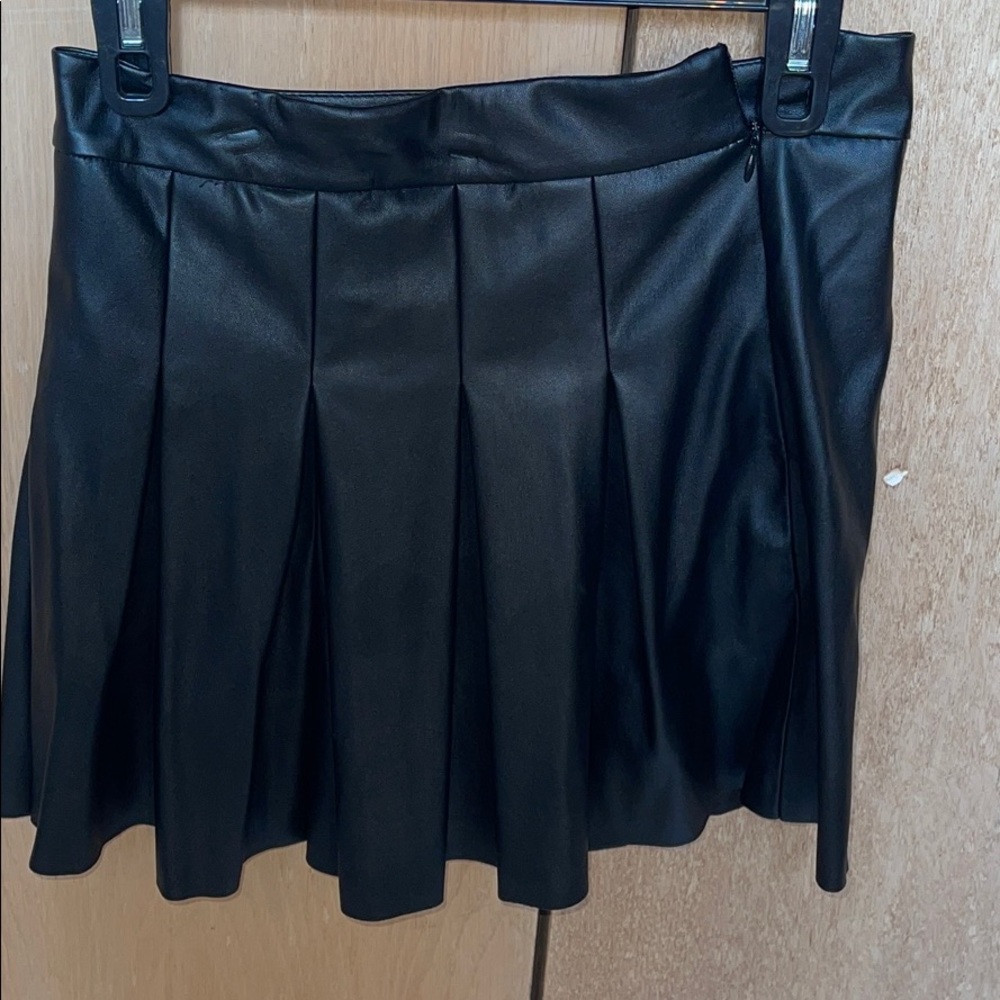 Zara leather black tennis skirt